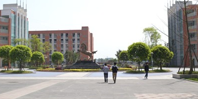 <b>四川江油高級技工學校簡介</b>