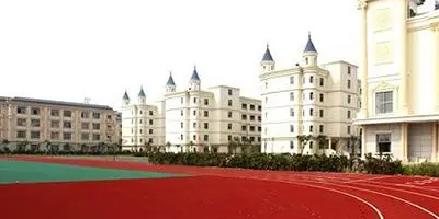 <b>成都外語職業(yè)中專學校</b>