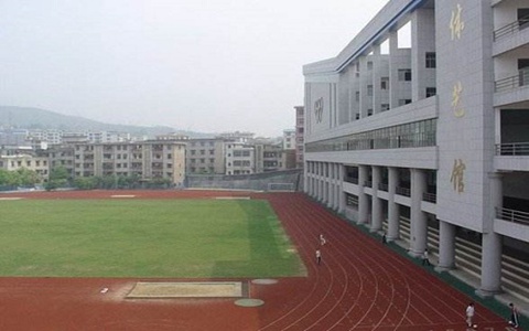 渠縣職業(yè)中專學(xué)校2023招生專業(yè)有哪些?服裝設(shè)計(jì)專業(yè)就業(yè)怎么樣