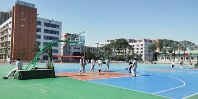 <b>四川省工業貿易學校概況簡介</b>